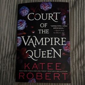 Court of the Vampire Queen paperback